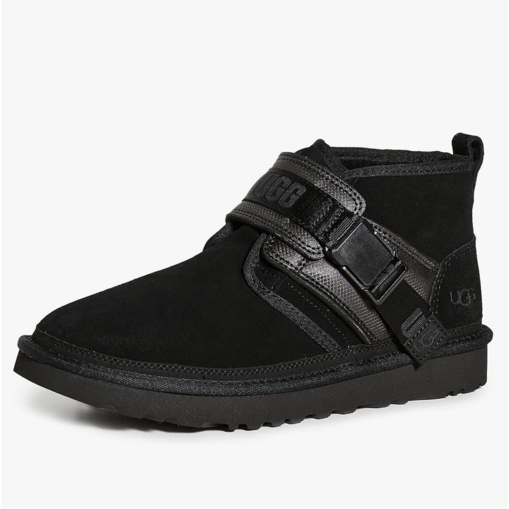 UGG Boots Neumel Snapback